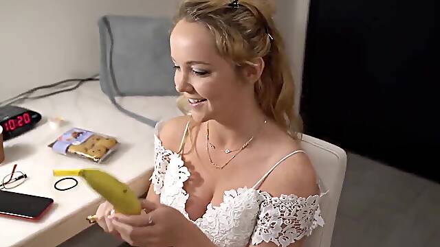 Teen 18+ Nikole Nash Blowing Off Hard Fuck