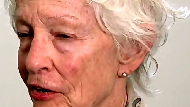 Naked on Stage-91 N10