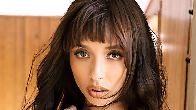 Gorgeous hispanic cougar model Steph exposed